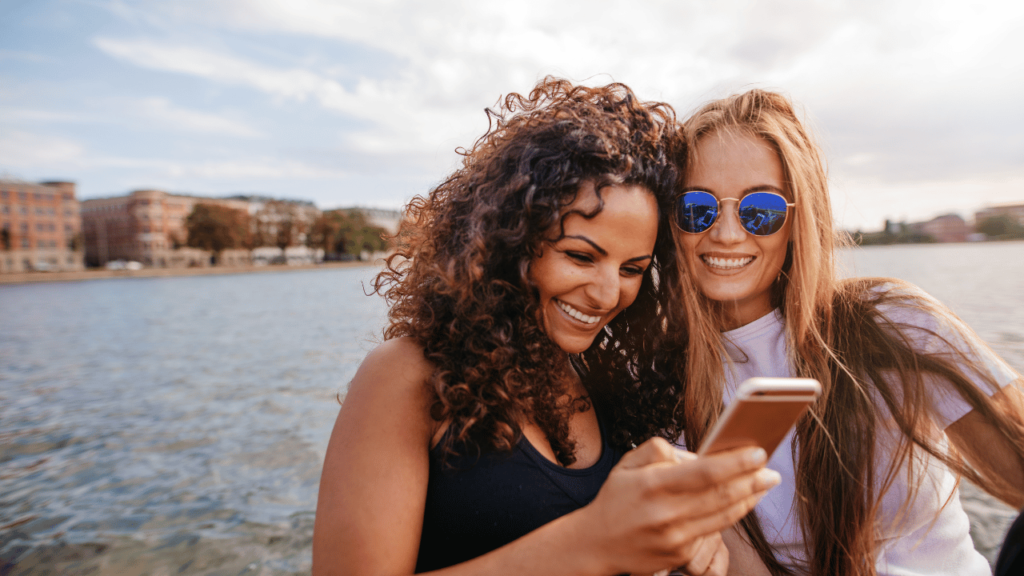 Deepening the Connection with Seductive Messaging
